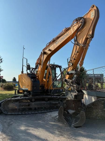 2014 Hyundai R145LCR-9A crawler excavator, side view