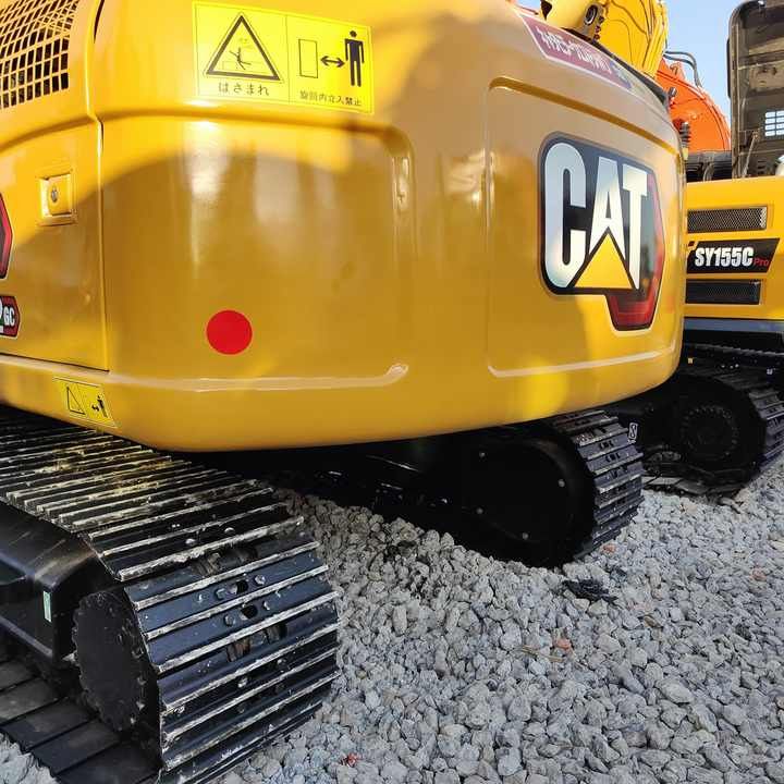 Escavatore cingolato Caterpillar 312D2 del 2022
