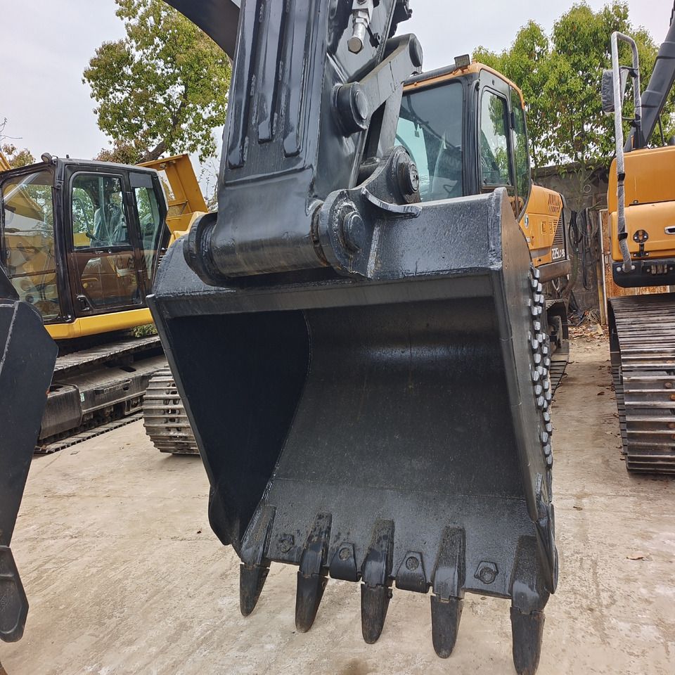 2024 Hyundai R330LC-9S crawler excavator bucket view 2024 Hyundai R330LC-9S crawler excavator bucket view