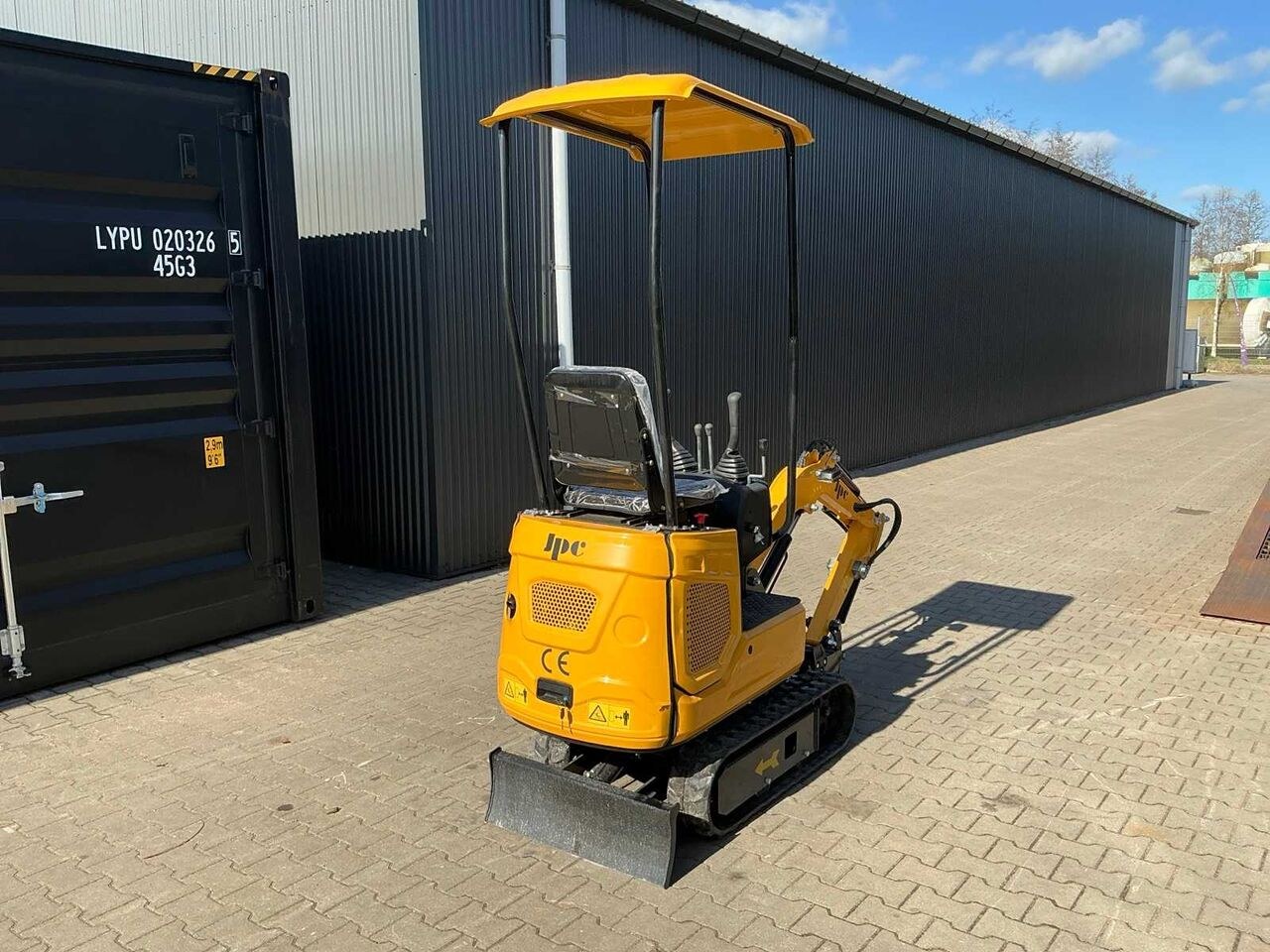 JPC CT-13 mini excavator, rear view
