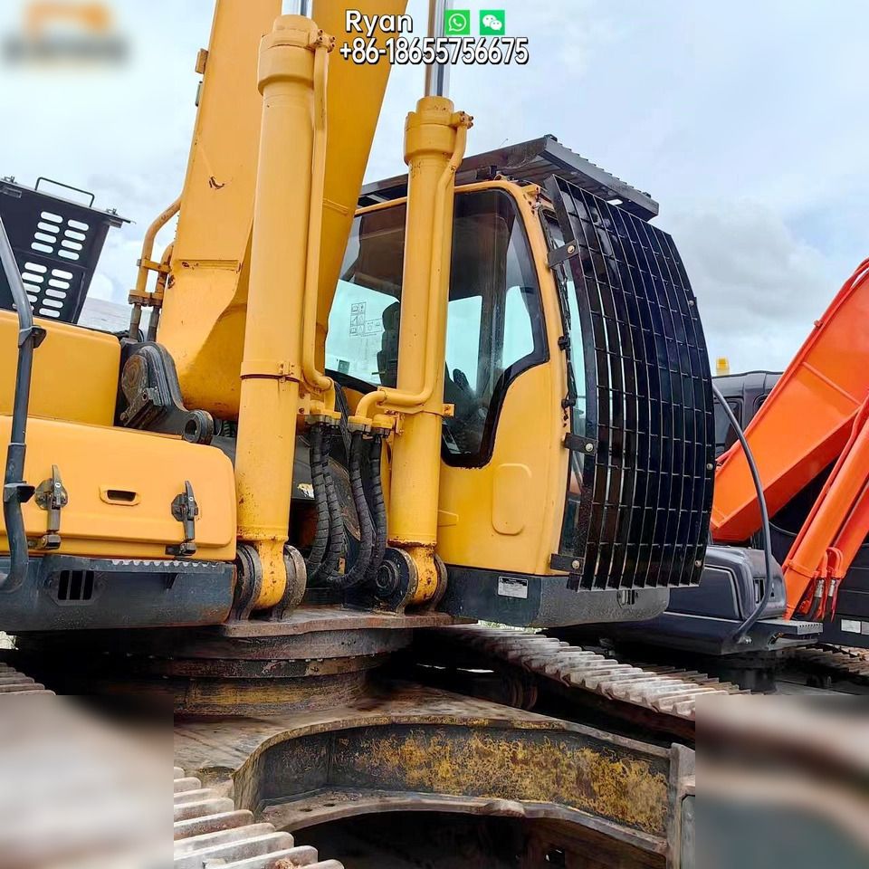 2020 Hyundai R485LVS crawler excavator cab and boom view 2020 Hyundai R485LVS crawler excavator cab and boom view