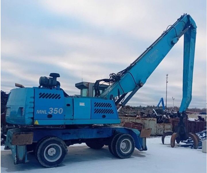 2010 Fuchs MHL350 material handler, side profile view 2010 Fuchs MHL350 material handler, side profile view