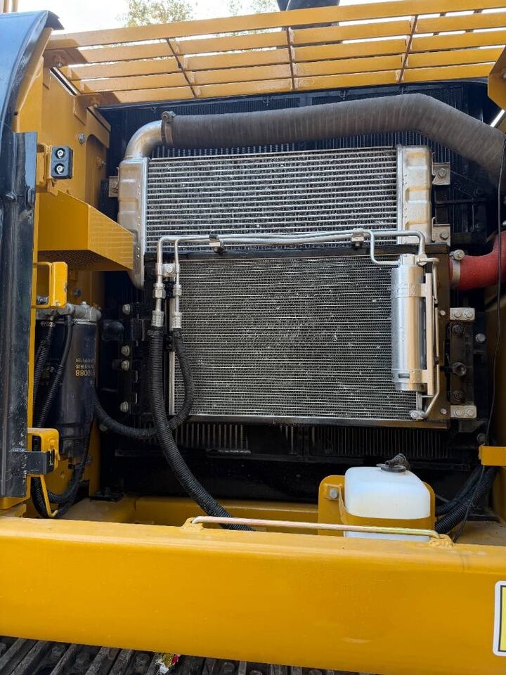 2024 Caterpillar 323DL crawler excavator engine compartment view 2024 Caterpillar 323DL crawler excavator engine compartment view