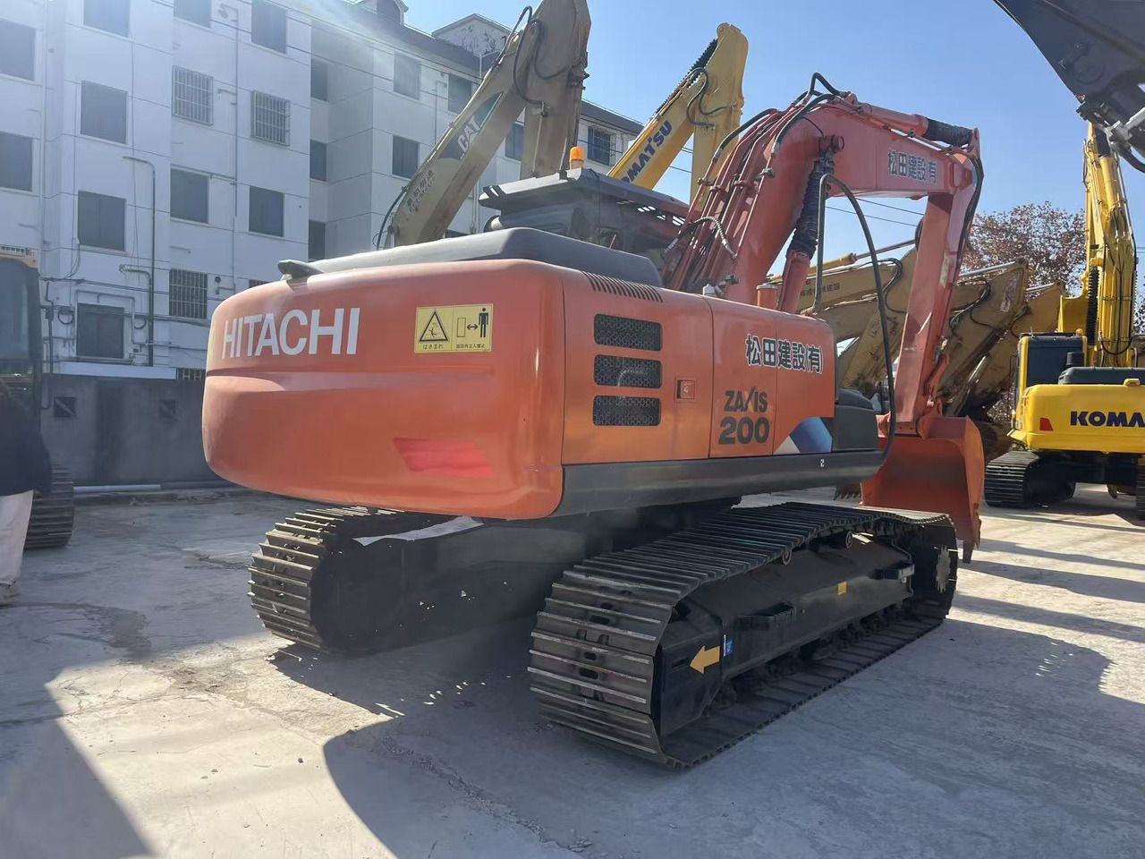 2023 Hitachi Zaxis 200 crawler excavator rear view 2023 Hitachi Zaxis 200 crawler excavator rear view