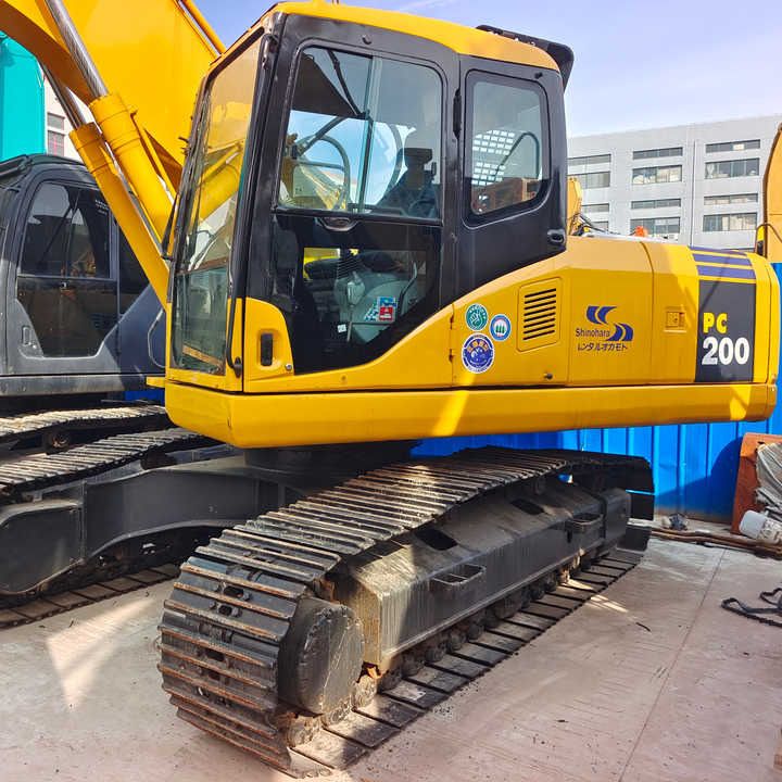 Komatsu PC200-7 Gąsienicowa koparka Komatsu PC200-7 Gąsienicowa koparka