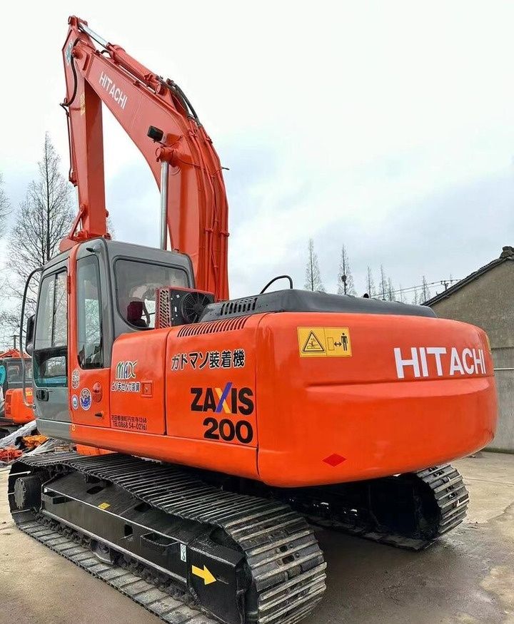 2018 Hitachi Zaxis 200 crawler excavator, rear three-quarter view