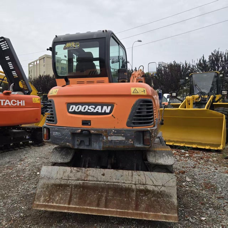 2018 Doosan DX60W wheel excavator, rear view 2018 Doosan DX60W wheel excavator, rear view