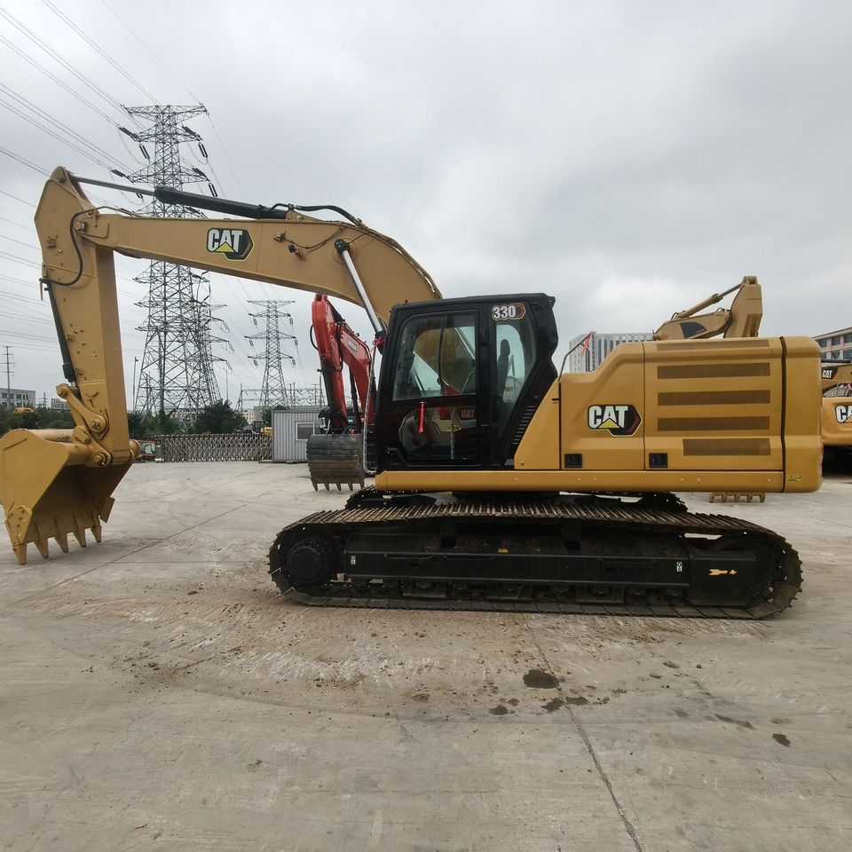 2023 Caterpillar 330 crawler excavator, side view 2023 Caterpillar 330 crawler excavator, side view