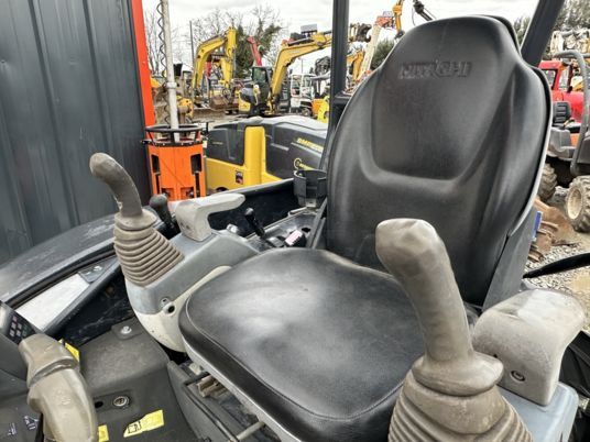 2015 Hitachi ZX29U-3 mini excavator operator station view
