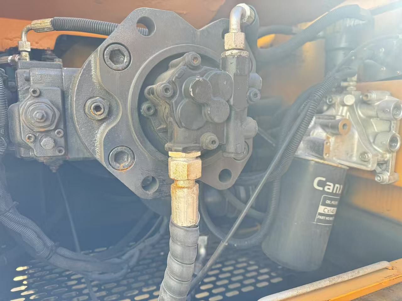 2022 Sany SY215C crawler excavator engine compartment detail 2022 Sany SY215C crawler excavator engine compartment detail