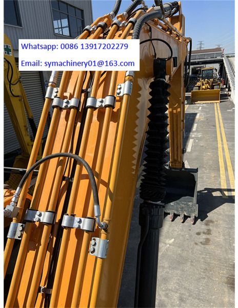 2024 Hyundai R220-9S crawler excavator boom and hydraulic detail 2024 Hyundai R220-9S crawler excavator boom and hydraulic detail