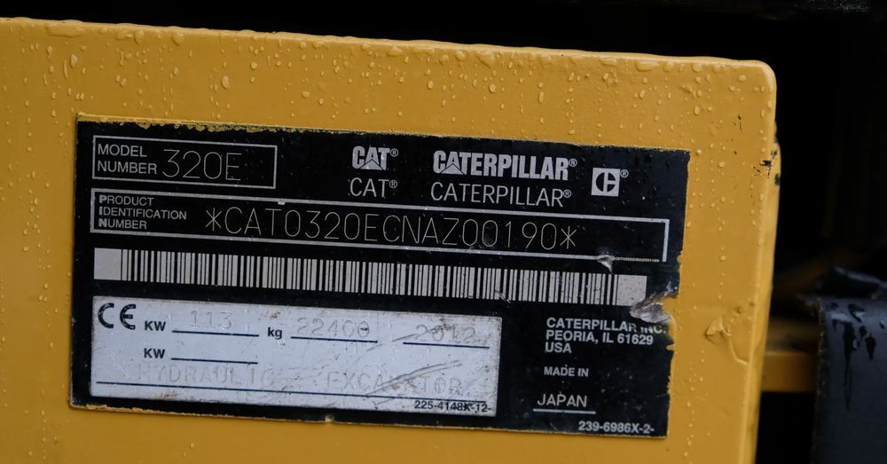 2012 Caterpillar 320EL excavator identification plate 2012 Caterpillar 320EL excavator identification plate