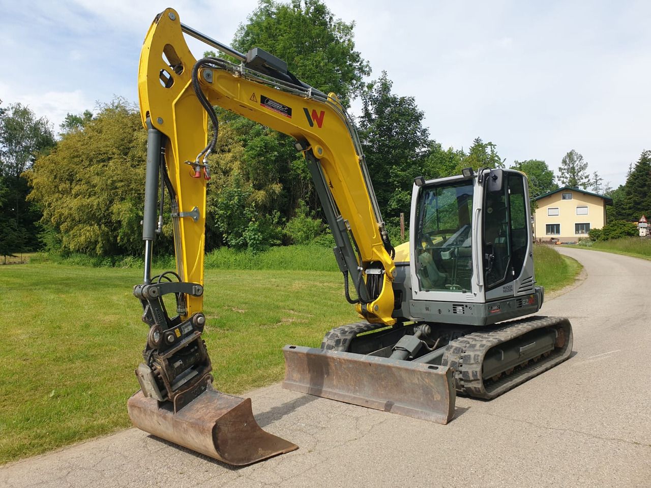2021 Wacker Neuson EZ80 mini excavator, side profile view 2021 Wacker Neuson EZ80 mini excavator, side profile view