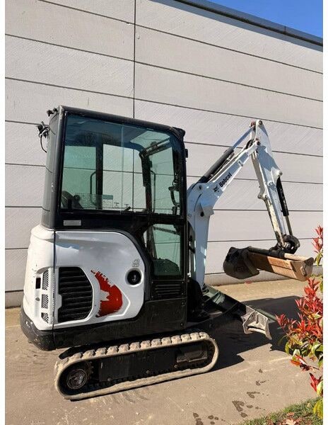 2022 Bobcat E19 mini excavator, side view 2022 Bobcat E19 mini excavator, side view