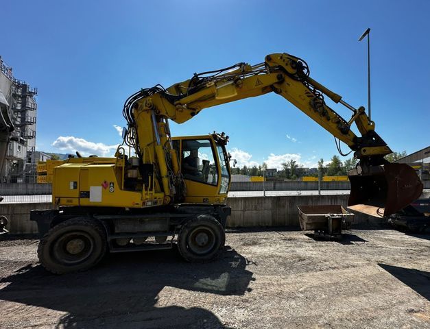 2007 Liebherr A900C ZW LITRONIC wheel excavator, side view