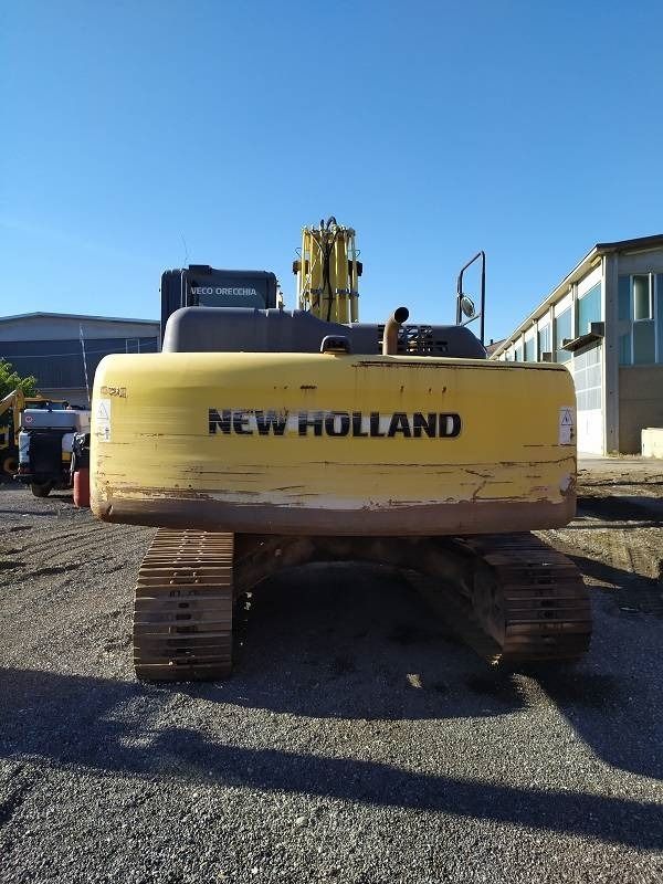 2014 New Holland E265 C crawler excavator, rear view 2014 New Holland E265 C crawler excavator, rear view