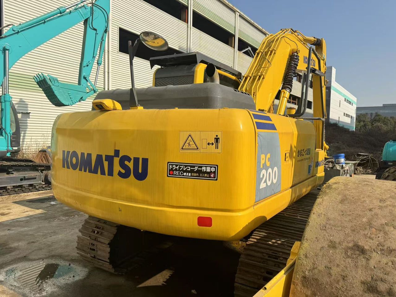 2018 Komatsu PC200-8 Raupenbagger Heckansicht 2018 Komatsu PC200-8 Raupenbagger Heckansicht