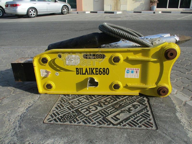 Bilaike 680 hydraulic breaker attachment