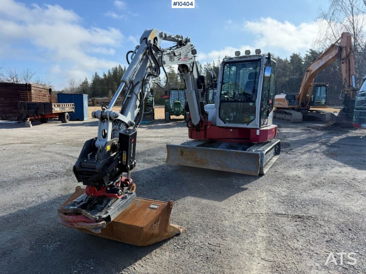 2022 Takeuchi TB257FR crawler excavator, front three-quarter view 2022 Takeuchi TB257FR crawler excavator, front three-quarter view