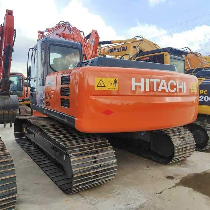 2023 Hitachi Zaxis 210 crawler excavator rear view 2023 Hitachi Zaxis 210 crawler excavator rear view