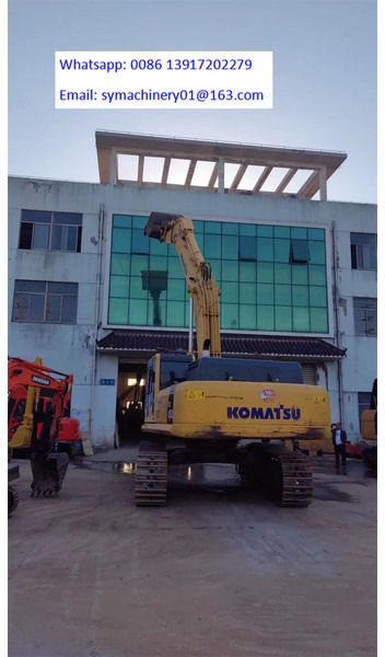 2023 Komatsu PC450-8 crawler excavator, rear view 2023 Komatsu PC450-8 crawler excavator, rear view
