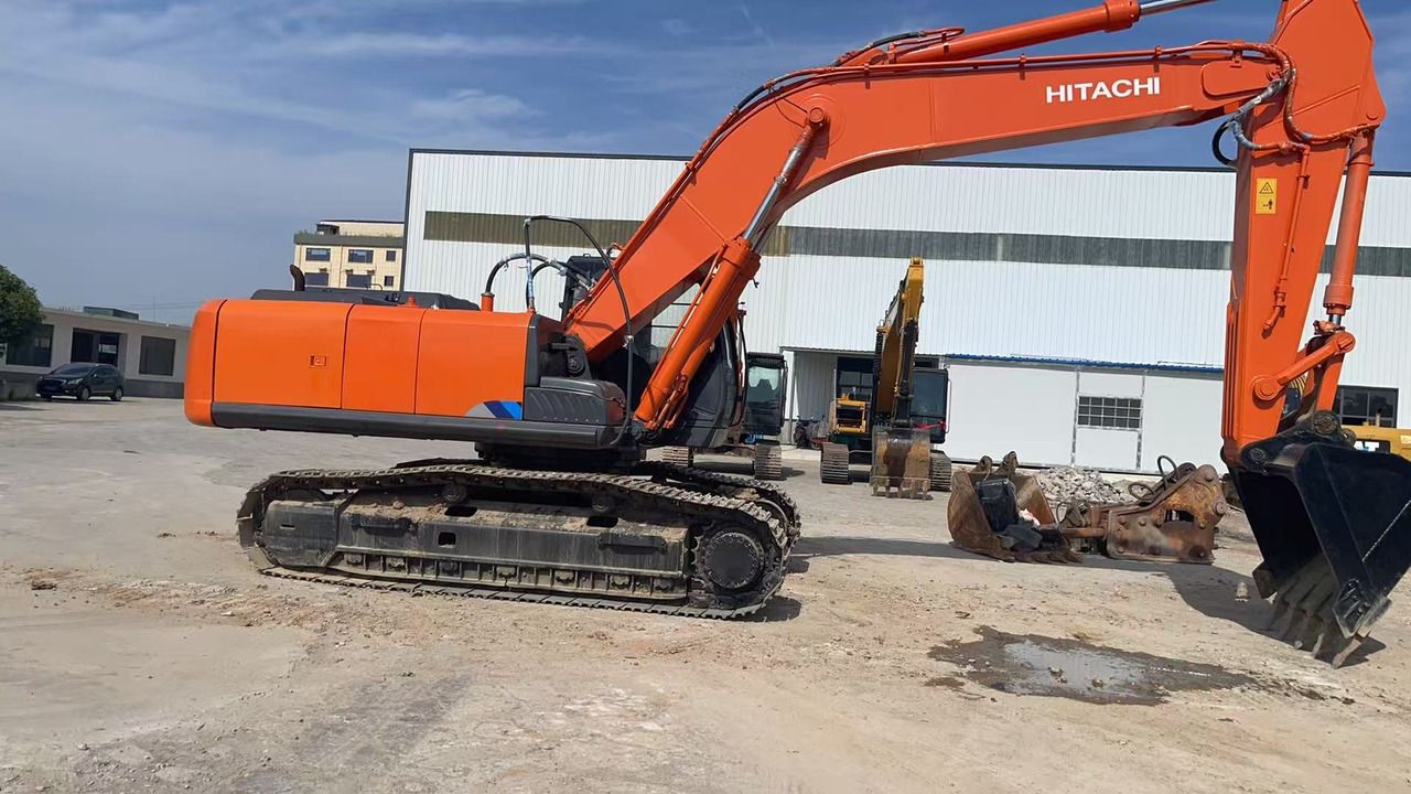 2023 Hitachi ZX350 crawler excavator, side profile view