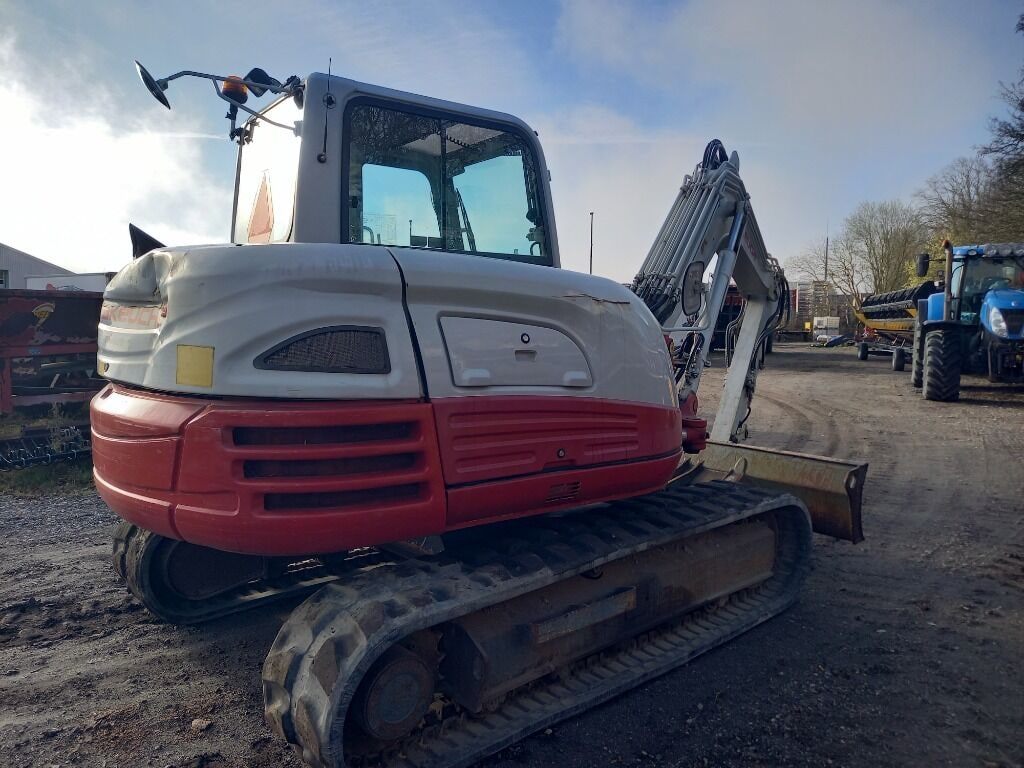2013 Takeuchi TB290 crawler excavator, rear three-quarter view