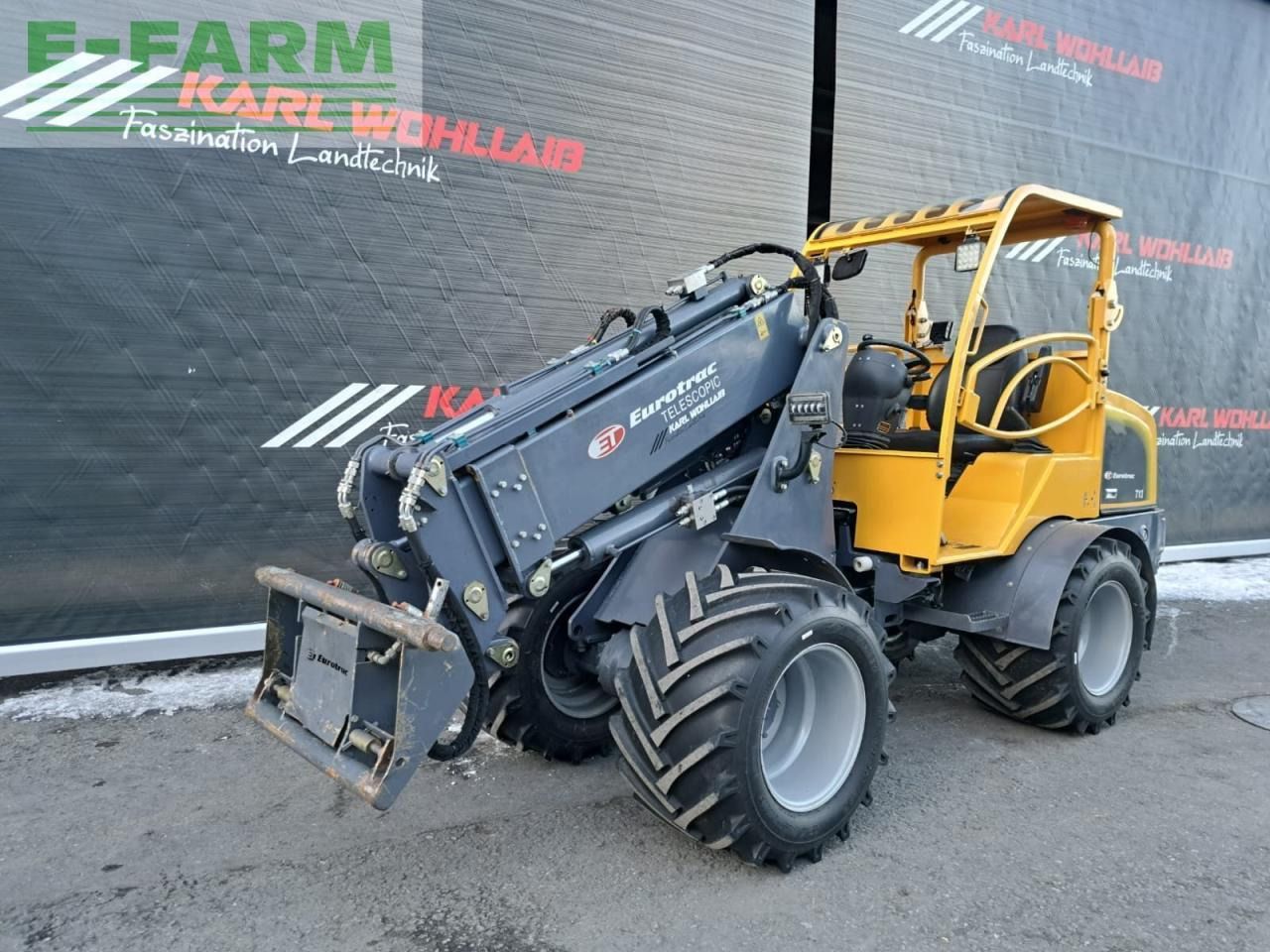 2022 Eurotrac T13F mini excavator, three-quarter front view 2022 Eurotrac T13F mini excavator, three-quarter front view