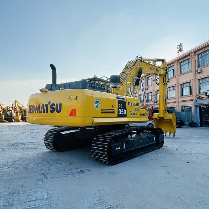 2023 Komatsu PC350 crawler excavator, rear three-quarter view 2023 Komatsu PC350 crawler excavator, rear three-quarter view