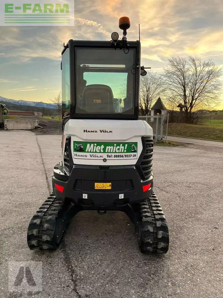 2023 Bobcat E27Z mini excavator, rear view 2023 Bobcat E27Z mini excavator, rear view