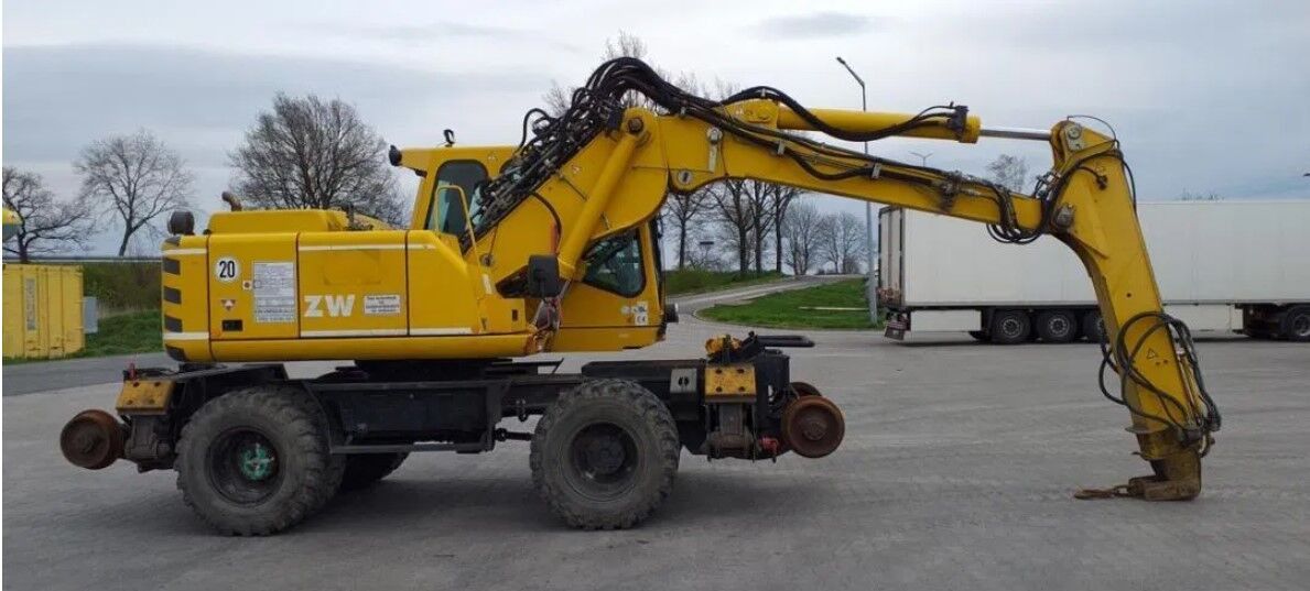 2005 Atlas 1604 ZW wheel excavator side view