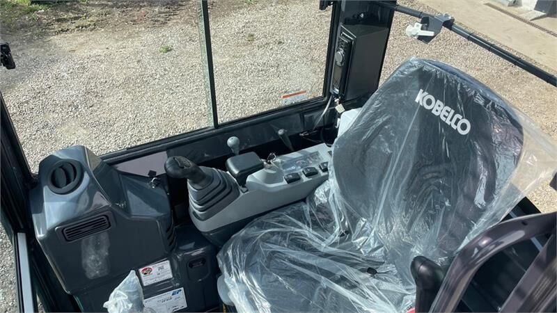 2020 Kobelco SK17SR-3E mini excavator interior view 2020 Kobelco SK17SR-3E mini excavator interior view
