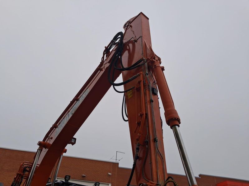 2022 Hitachi ZX135US-6 crawler excavator boom detail 2022 Hitachi ZX135US-6 crawler excavator boom detail