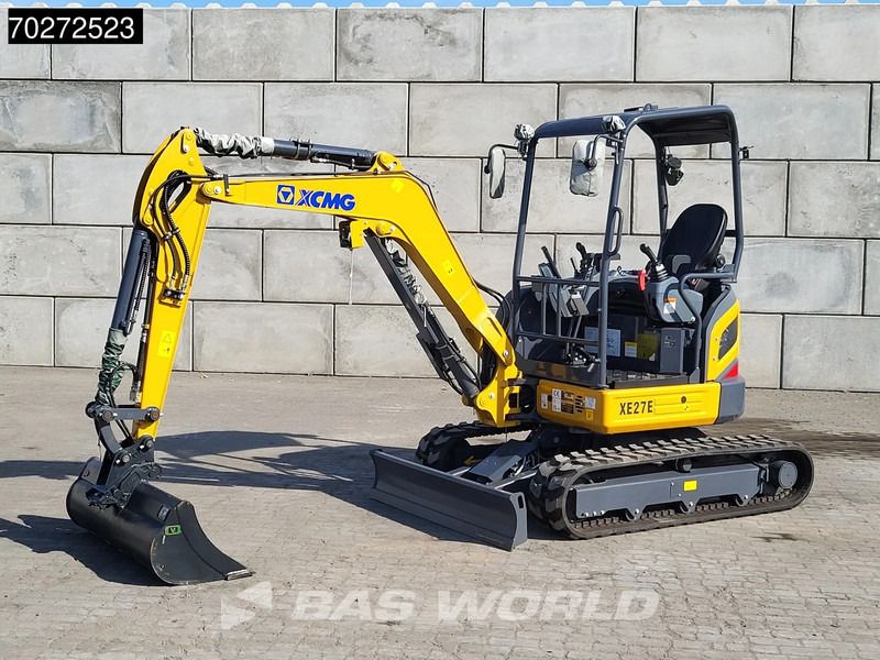 2023 Kubota XE27E mini excavator, side view 2023 Kubota XE27E mini excavator, side view