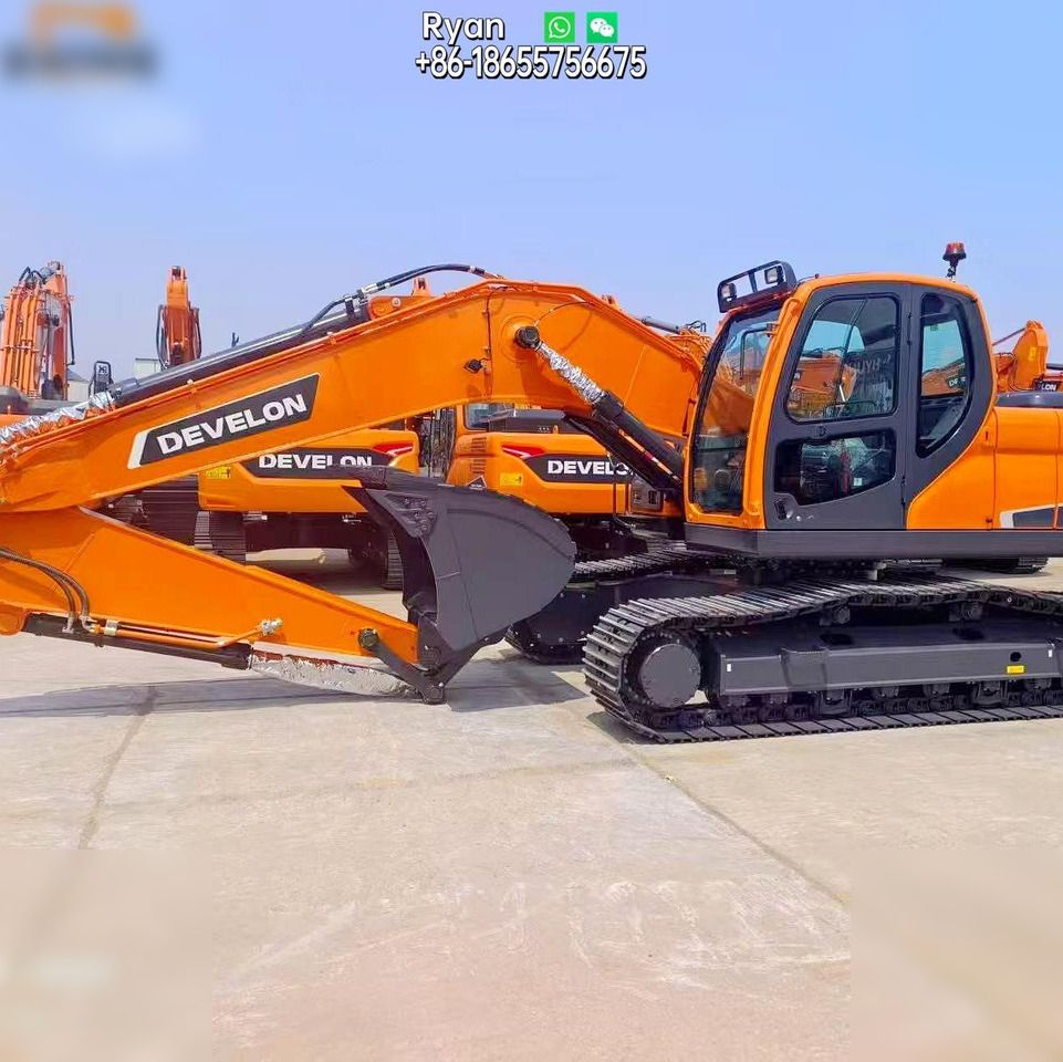 2025 Develon DX360LCA-7B crawler excavator side view