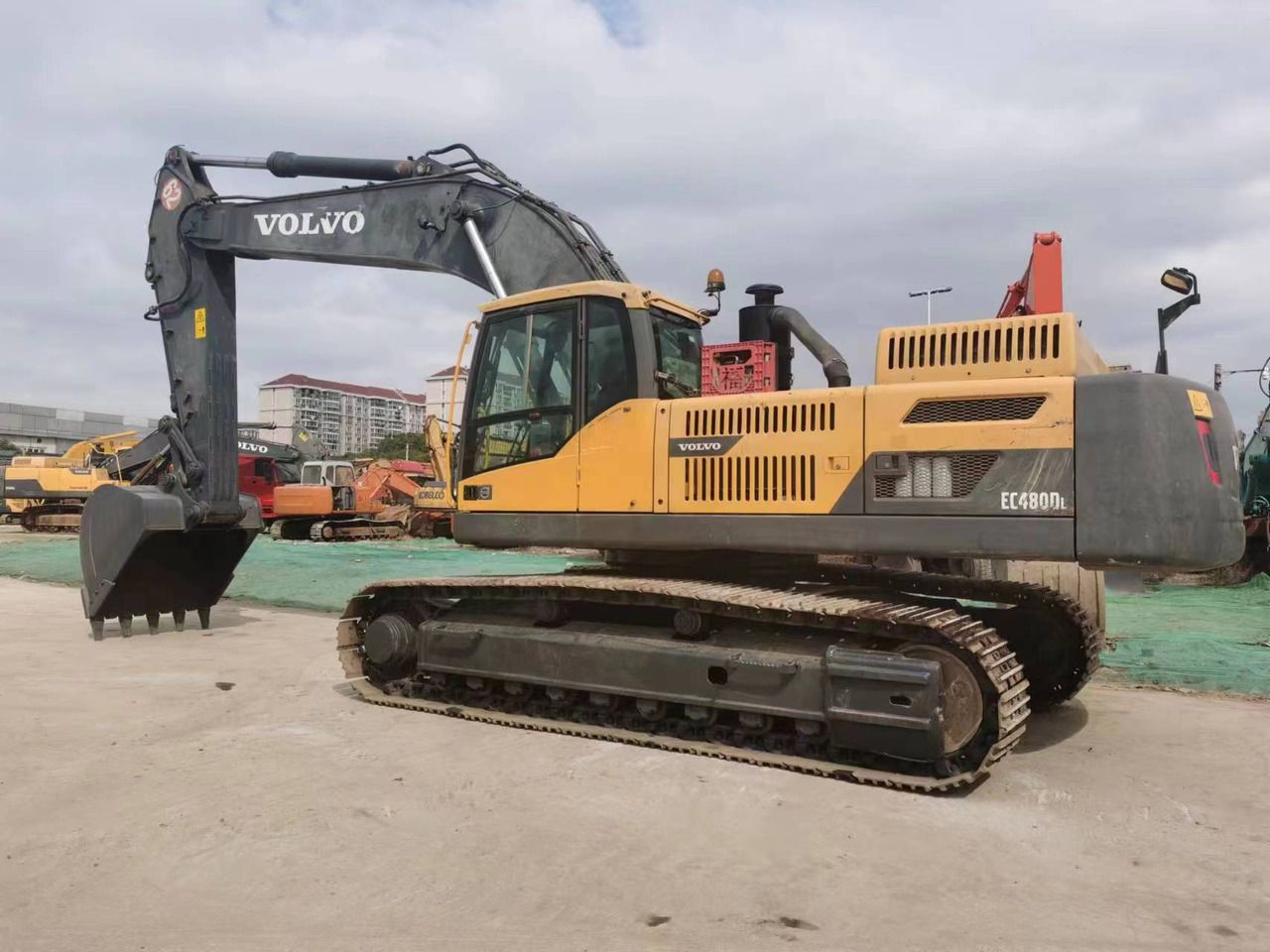 2020 Volvo EC480DL crawler excavator, side profile view 2020 Volvo EC480DL crawler excavator, side profile view