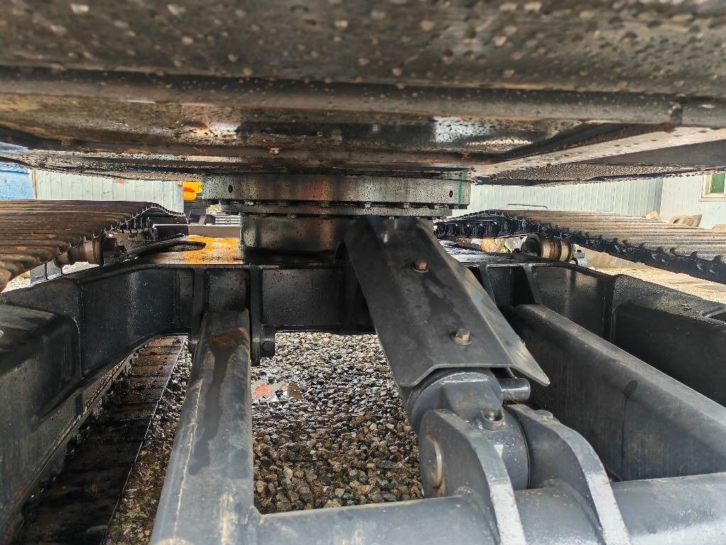2023 Doosan DX75-9C mini excavator undercarriage view