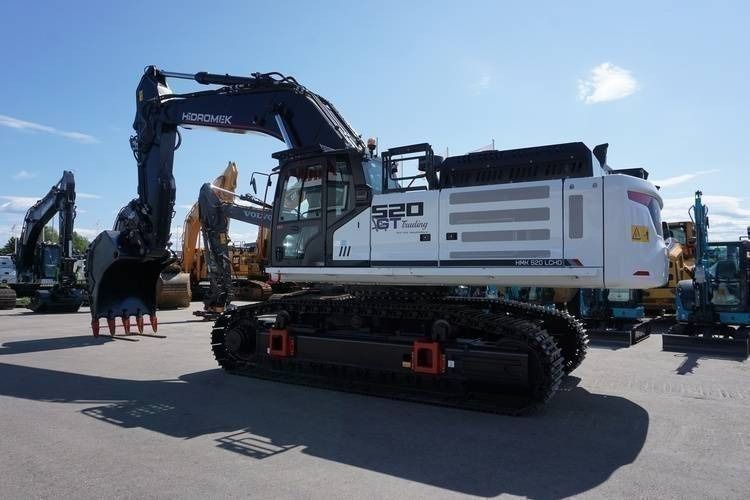 2023 Hidromek HMK520LC-5 crawler excavator side view 2023 Hidromek HMK520LC-5 crawler excavator side view