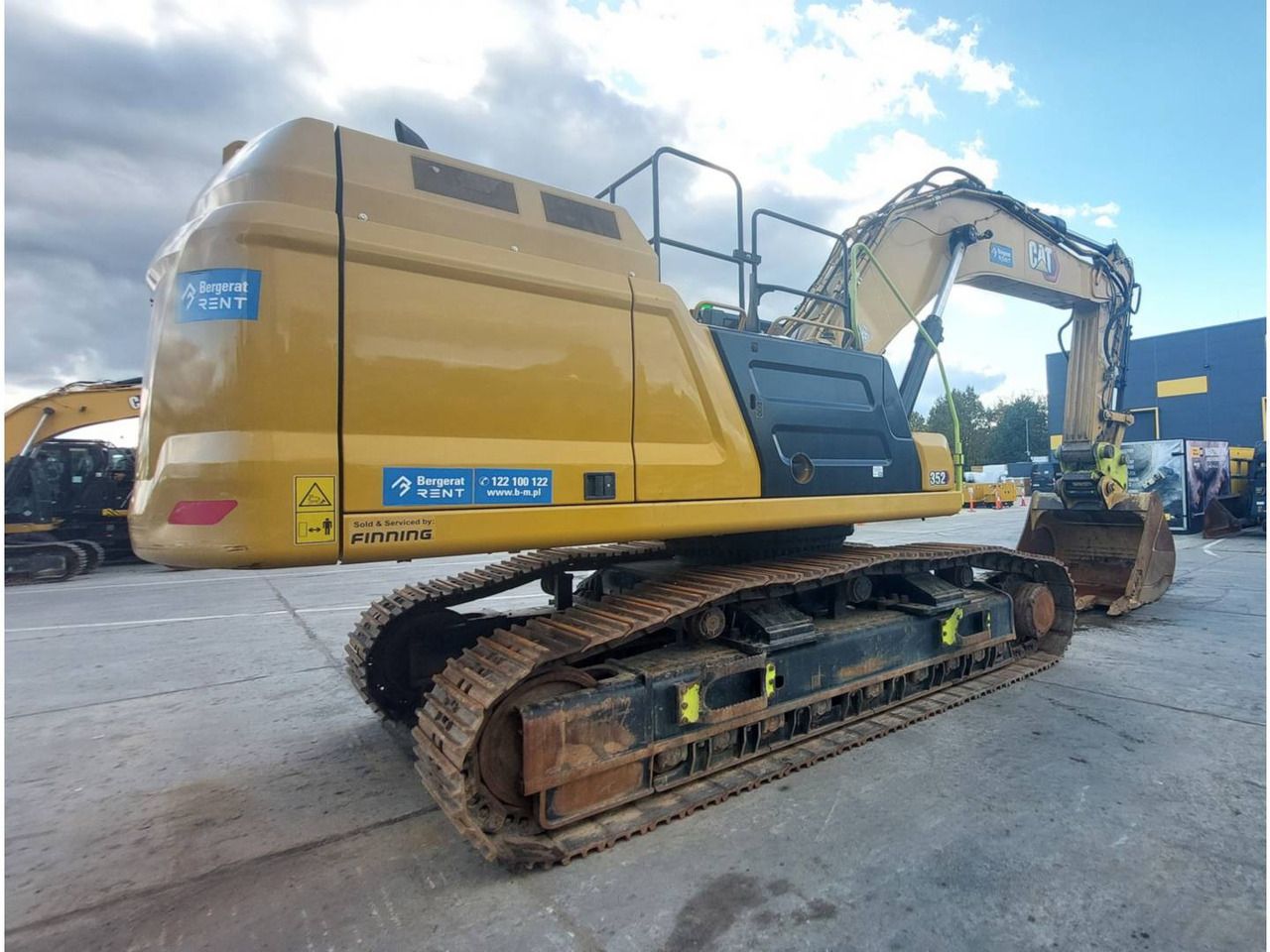 2021 Caterpillar 352 crawler excavator, side view