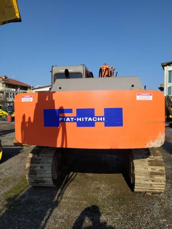 1996 Fiat-Hitachi 150.3 crawler excavator, rear view 1996 Fiat-Hitachi 150.3 crawler excavator, rear view