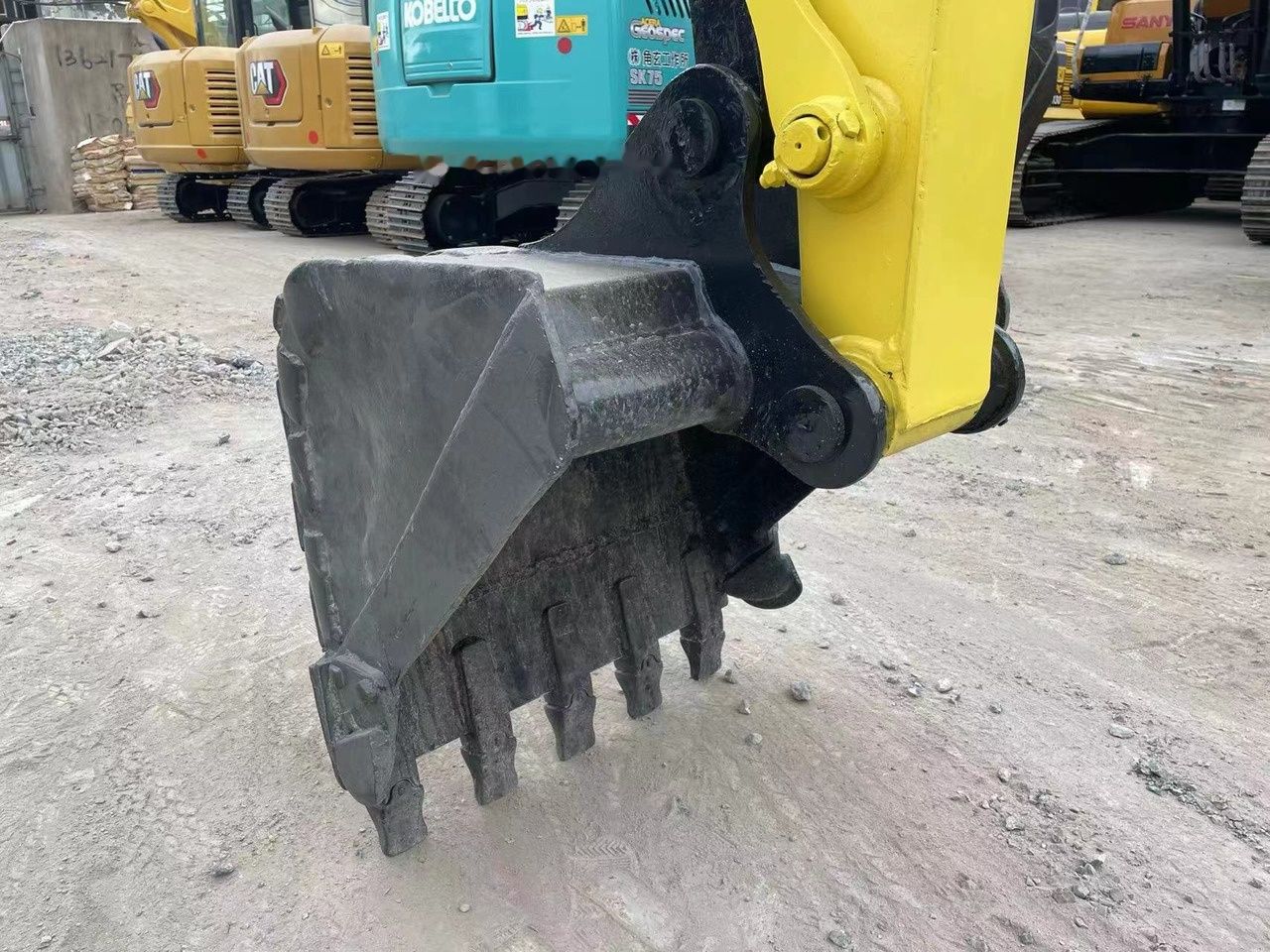 2020 Yanmar VIO55 mini excavator bucket detail 2020 Yanmar VIO55 mini excavator bucket detail