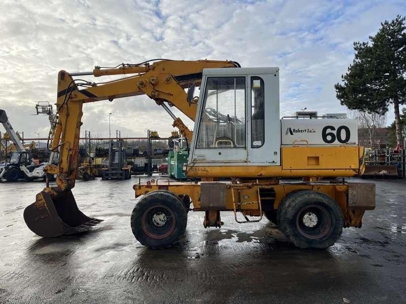 1982 Poclain P60 wheel excavator, side view