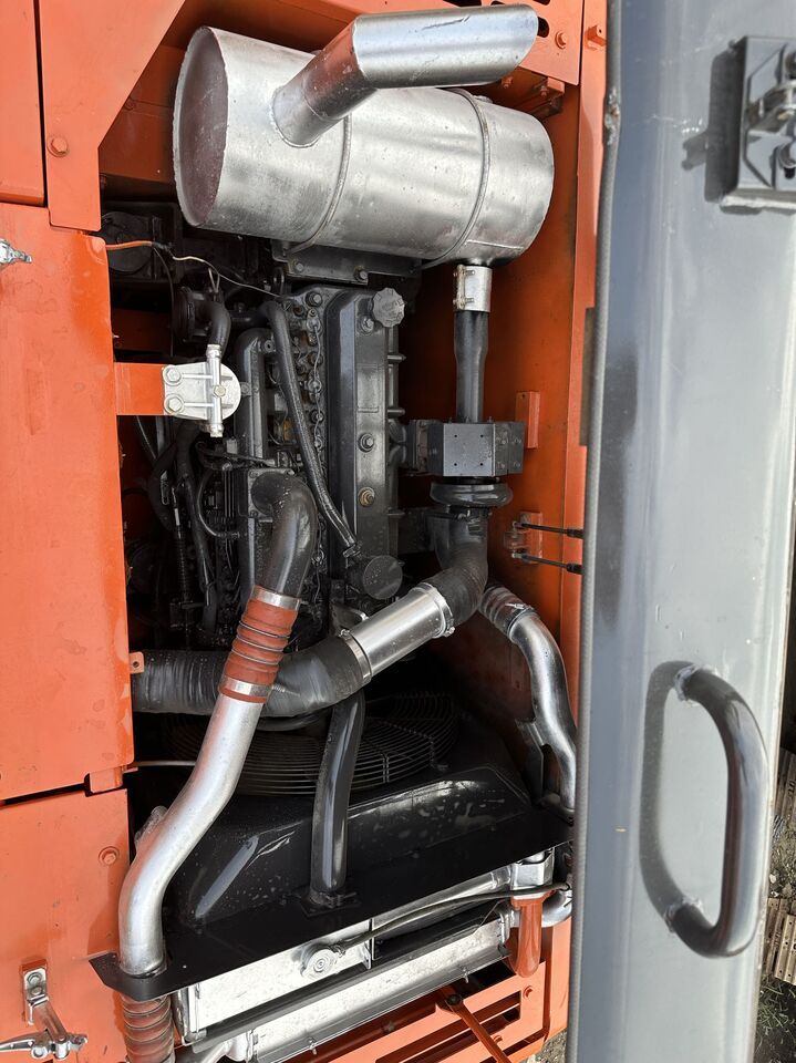 2023 Doosan DH225LC-7 crawler excavator engine compartment view 2023 Doosan DH225LC-7 crawler excavator engine compartment view