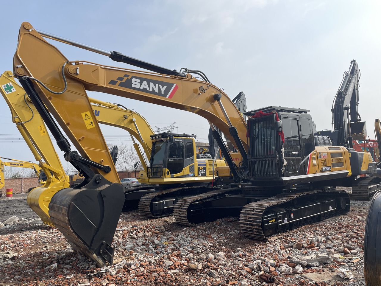 2023 Sany SY265C crawler excavator, side profile view 2023 Sany SY265C crawler excavator, side profile view