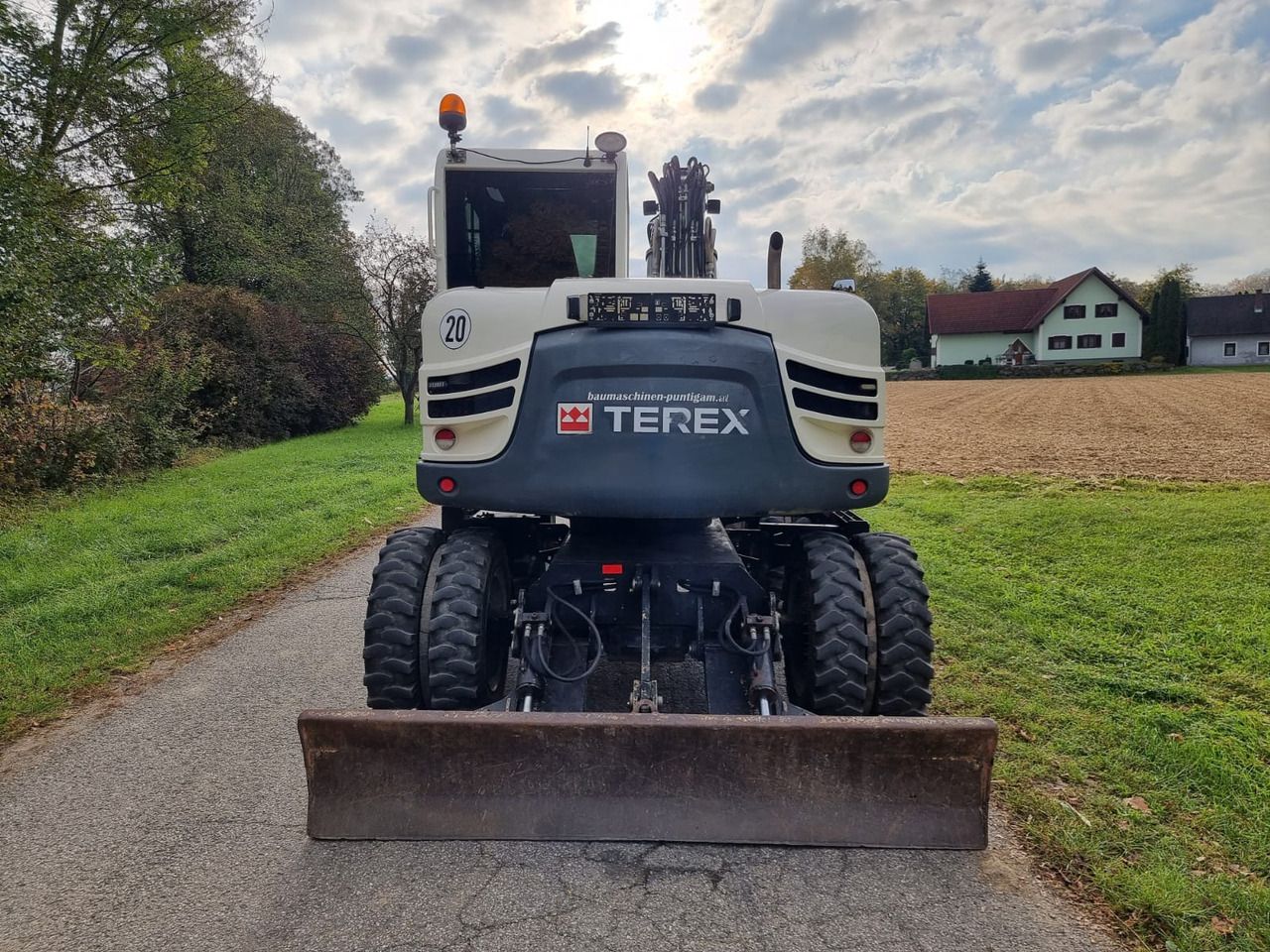 2013 Terex TW85 wheel excavator rear view 2013 Terex TW85 wheel excavator rear view
