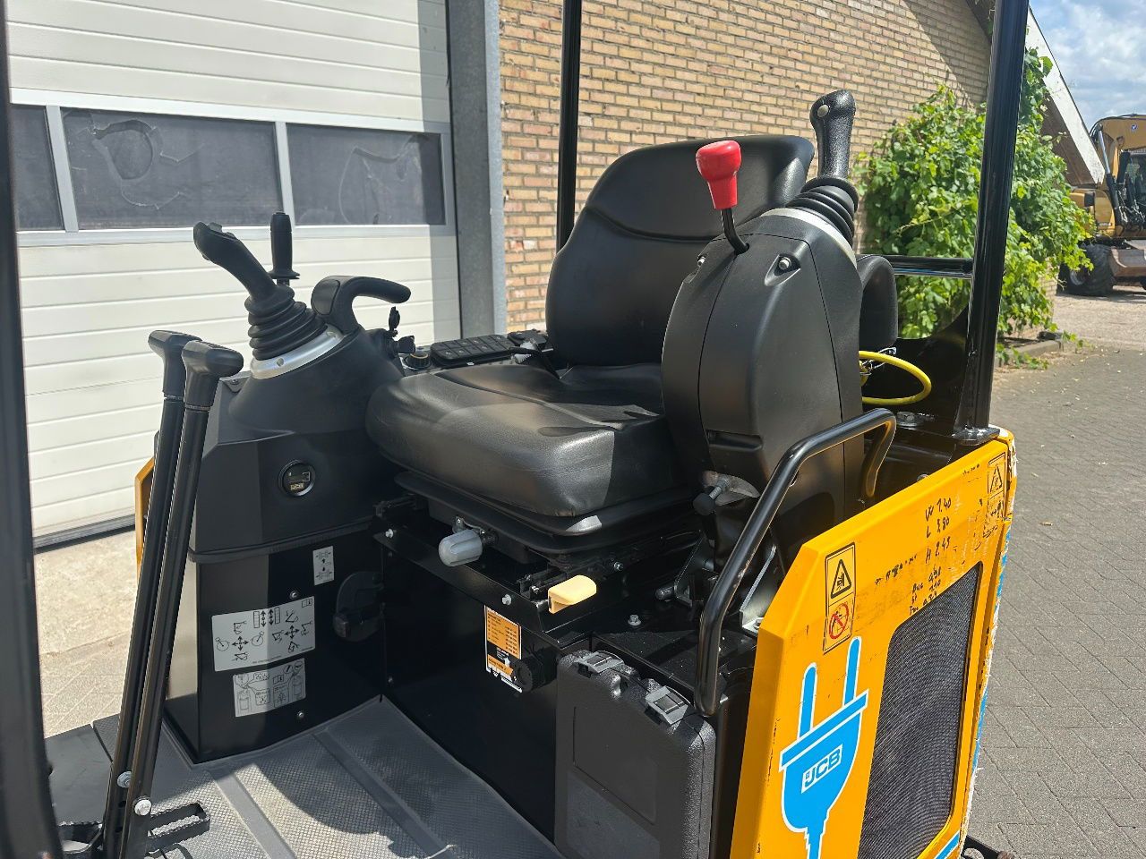 2022 JCB 19C-1 mini excavator operator station view 2022 JCB 19C-1 mini excavator operator station view
