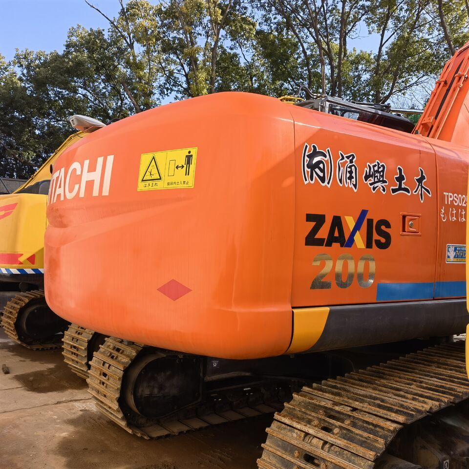 2022 Hitachi Zaxis 200 crawler excavator rear view 2022 Hitachi Zaxis 200 crawler excavator rear view