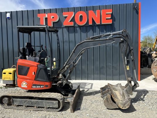 2019 Eurocomach ES25 ZT mini excavator, side view 2019 Eurocomach ES25 ZT mini excavator, side view