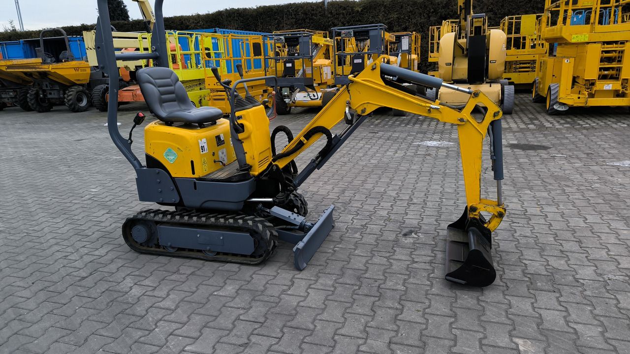 2019 Yanmar SV08– 1A(S) mini excavator, side view
