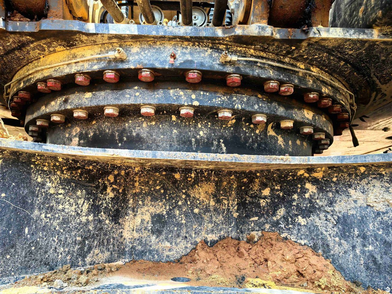 2024 XCMG XE200GA crawler excavator swing bearing detail 2024 XCMG XE200GA crawler excavator swing bearing detail